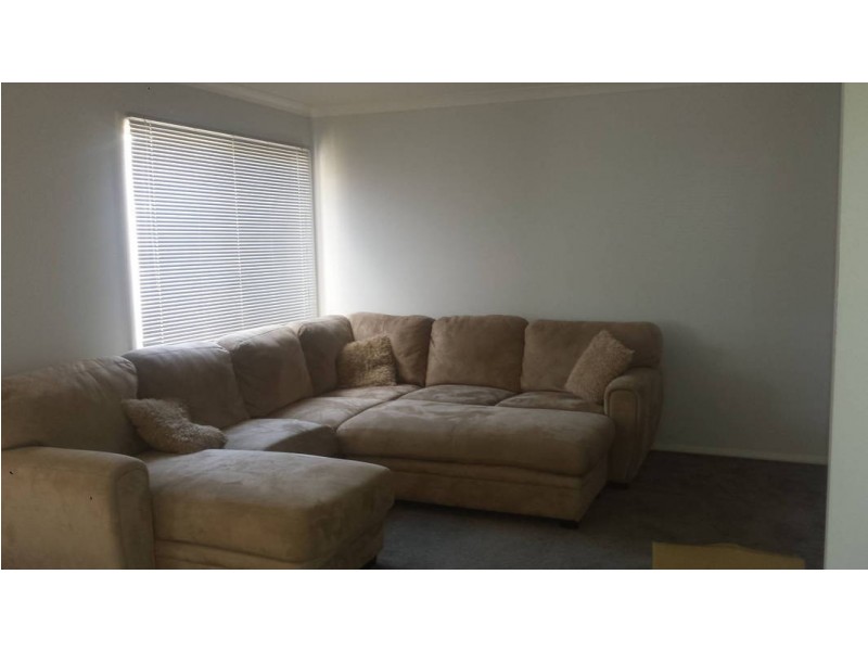 61 Peter Pan Crescent, Kurunjang VIC 3337