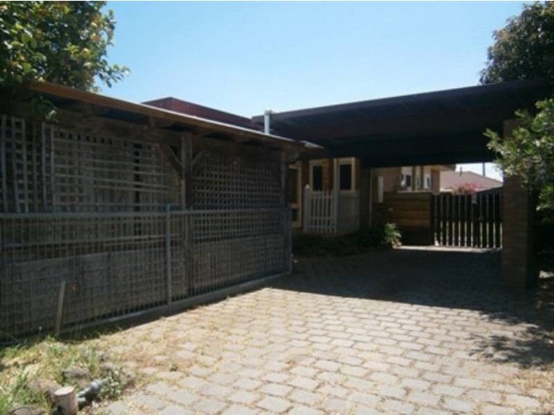 4 Amanda Court, Melton VIC 3337