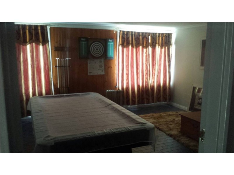 7 James Cook Drive, Melton West VIC 3337