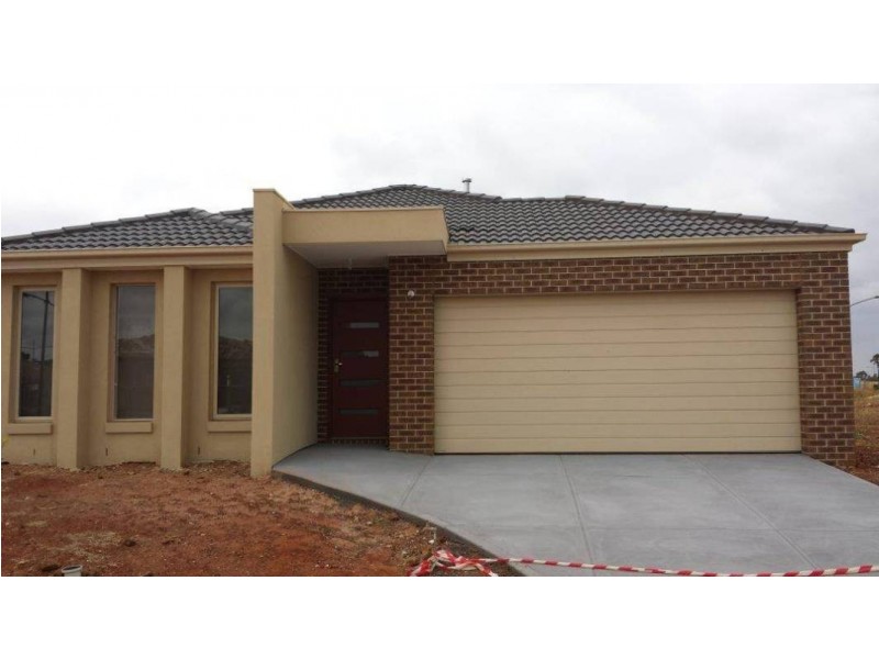 5 Exon Street, Melton South VIC 3338