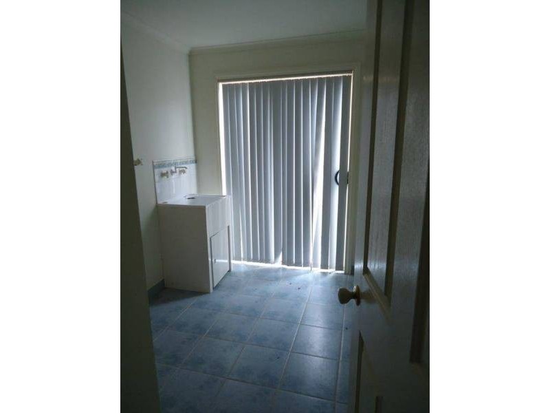 20 Meadow Glen Drive, Melton West VIC 3337