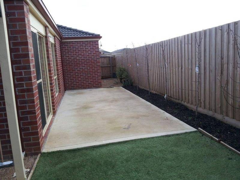 1/16 Haywood Grove, Melton West VIC 3337