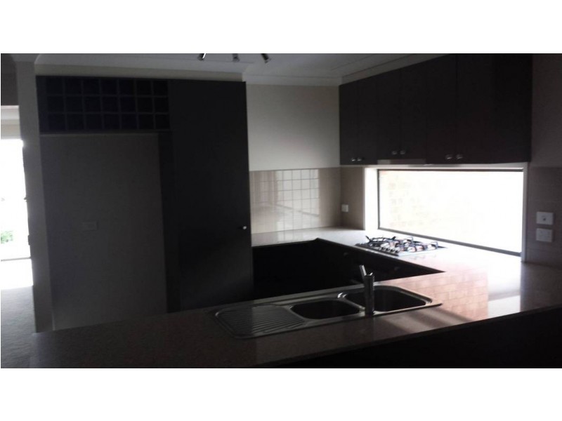 13 Magpie Street, Brookfield VIC 3338