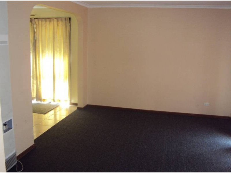 28 Childs Street, Melton South VIC 3338