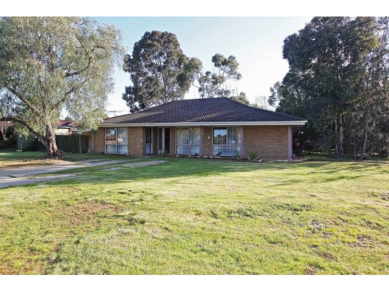 75 Argyll Circuit, Melton West VIC 3337