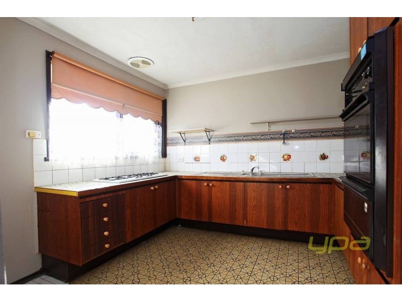 75 Argyll Circuit, Melton West VIC 3337