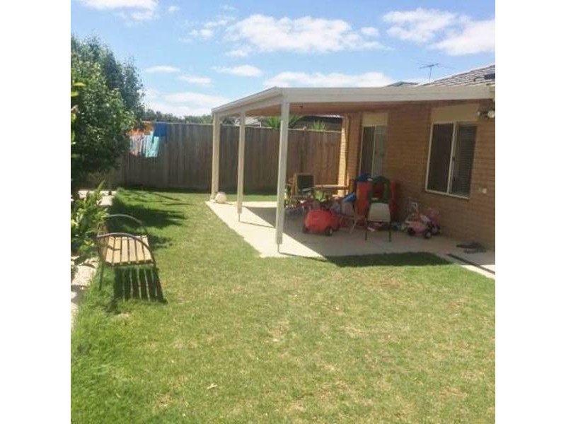 104 Black Dog Drive, Brookfield VIC 3338