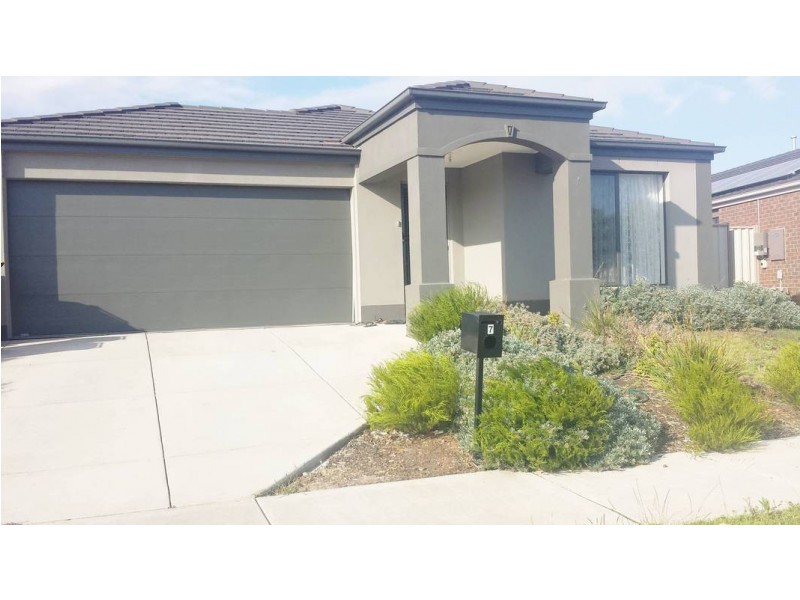 7 Tory Boy Street, Brookfield VIC 3338