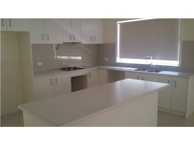 19 Natalie Street, Brookfield VIC 3338