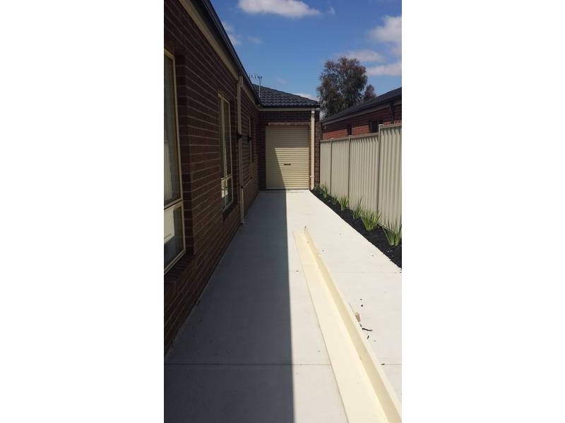 19 Natalie Street, Brookfield VIC 3338