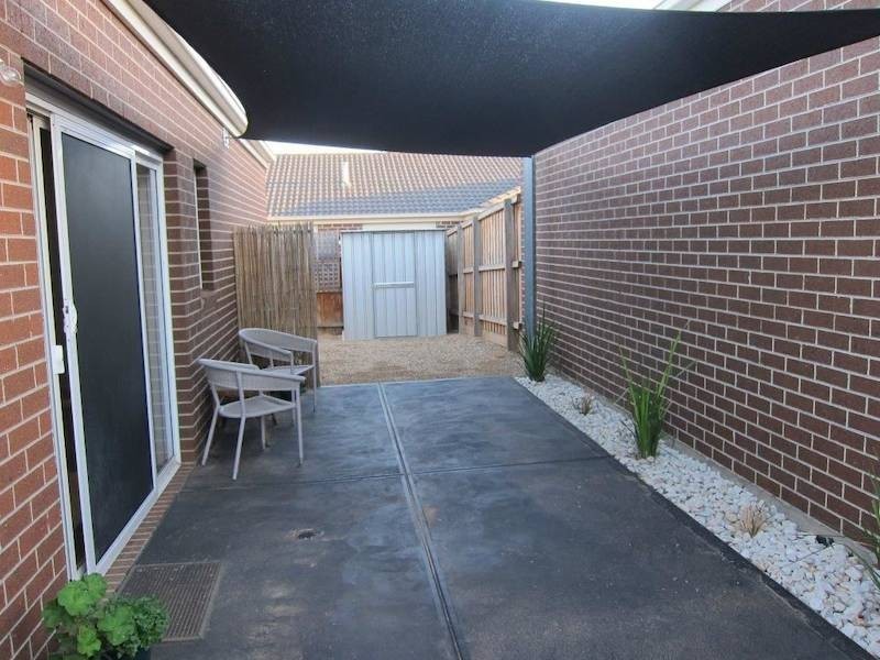 206 Botanica Springs Boulevard, Brookfield VIC 3338