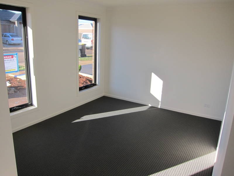 39 Marble Drive, Melton South VIC 3338