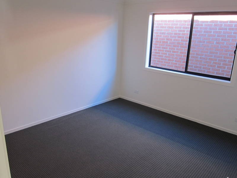 39 Marble Drive, Melton South VIC 3338