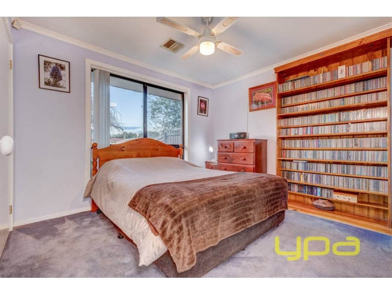 5 Moodie Street, Melton South VIC 3338