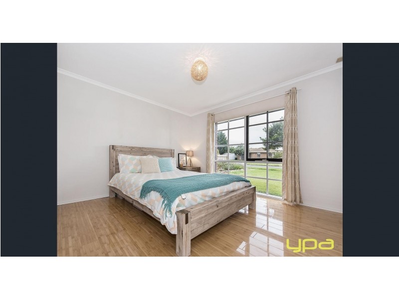 42 Dunvegan Drive, Kurunjang VIC 3337