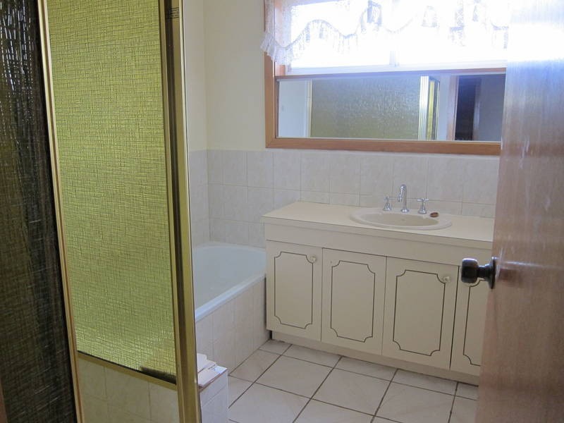 542 Bulmans Road, Melton West VIC 3337