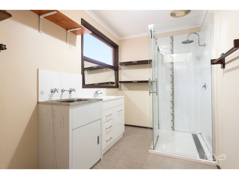 13/14 Fay Street, Melton VIC 3337