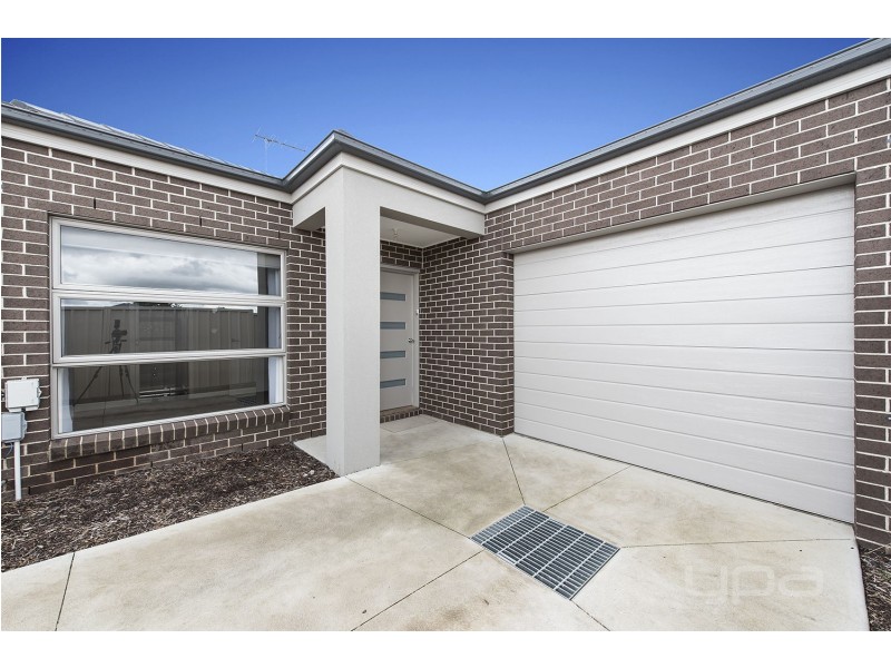 3/276 Bulmans Road, Melton West VIC 3337