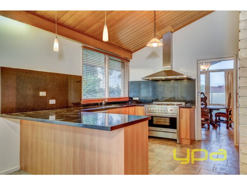 2-4 Outlook Ride, Kurunjang VIC 3337