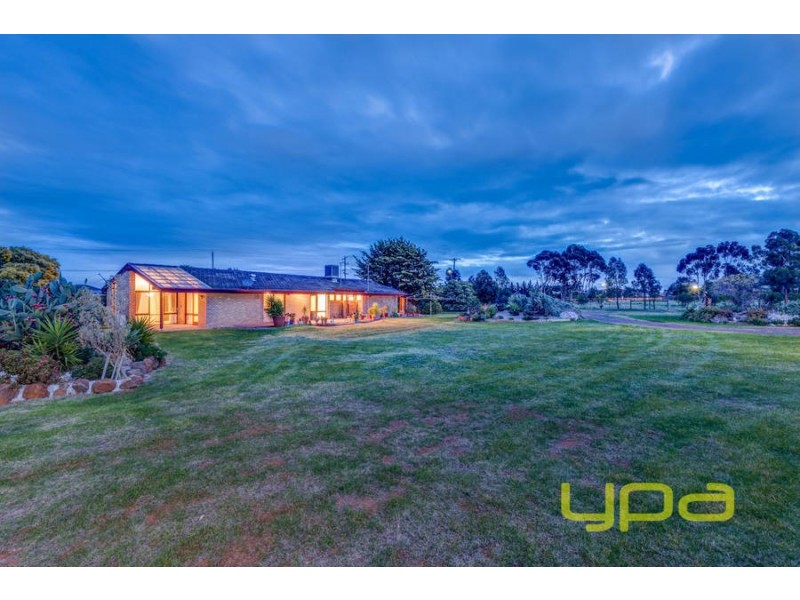 2-4 Outlook Ride, Kurunjang VIC 3337