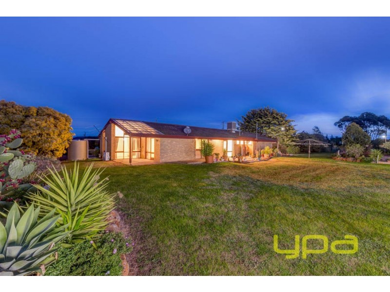 2-4 Outlook Ride, Kurunjang VIC 3337