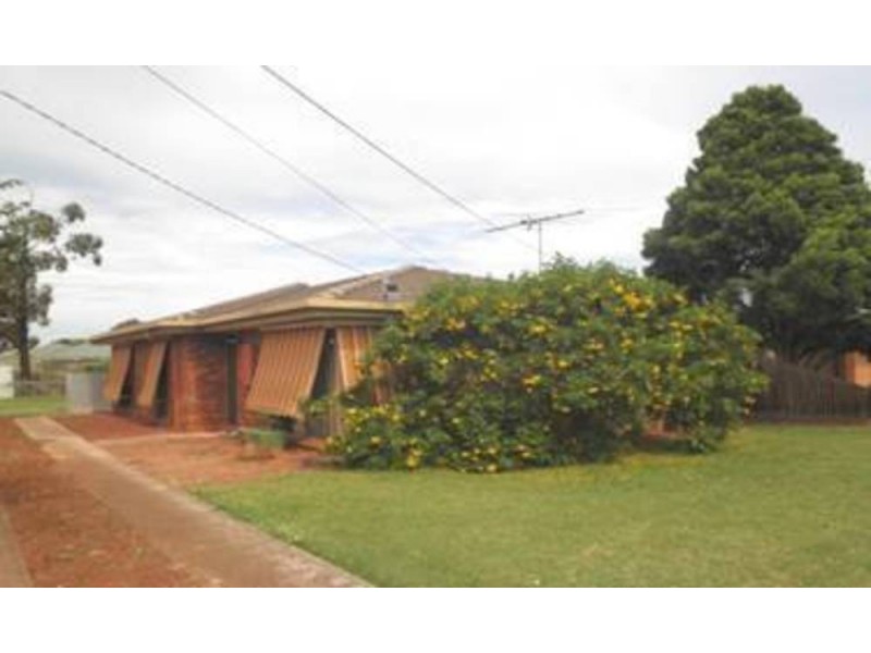 18 Arawata Parade, Melton VIC 3337