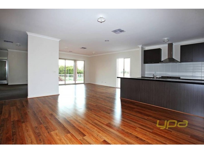 4 Lauriston Drive, Eynesbury VIC 3338