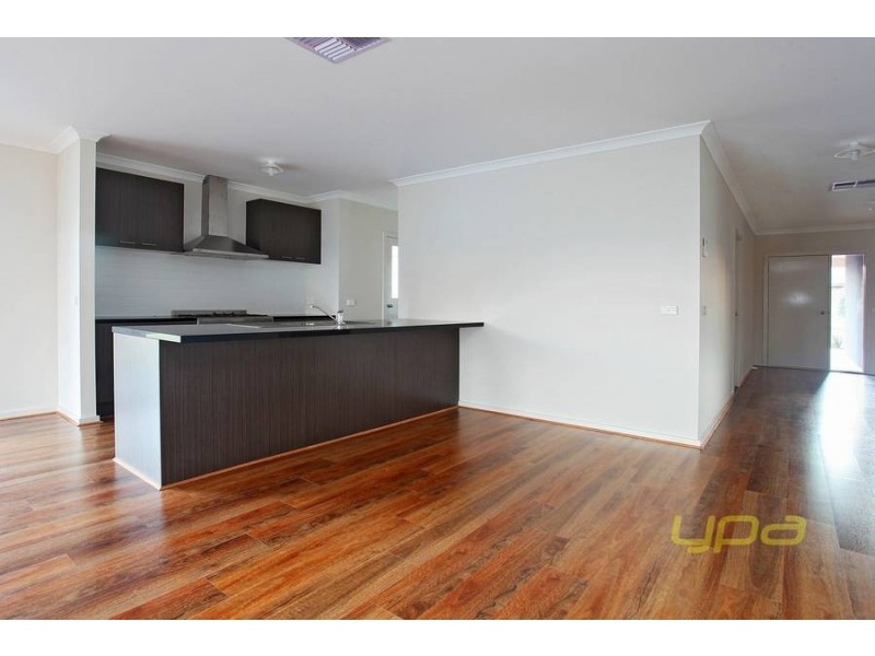 4 Lauriston Drive, Eynesbury VIC 3338