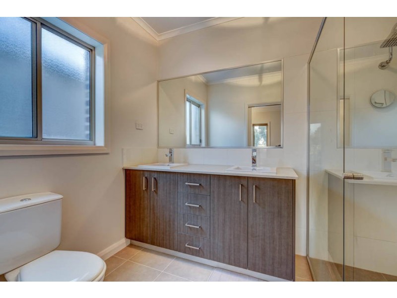 19 Bluegum Drive, Brookfield VIC 3338