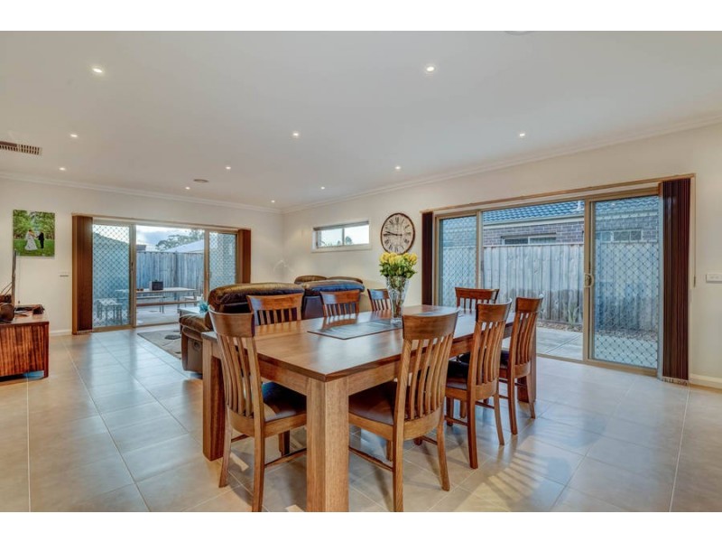 19 Bluegum Drive, Brookfield VIC 3338