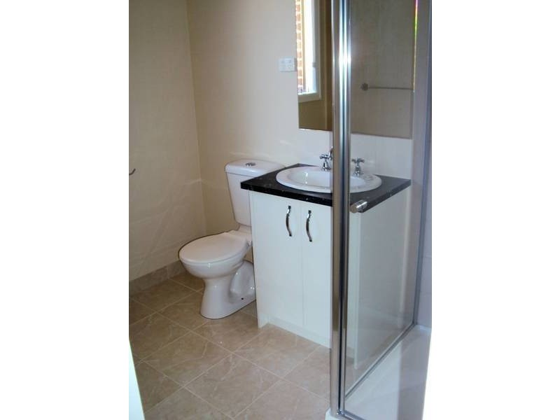 24 Walhalla Drive, Eynesbury VIC 3338