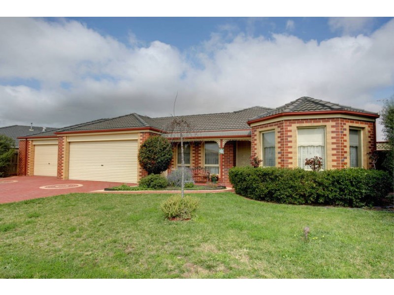 31 Fleetwood Circuit, Melton West VIC 3337