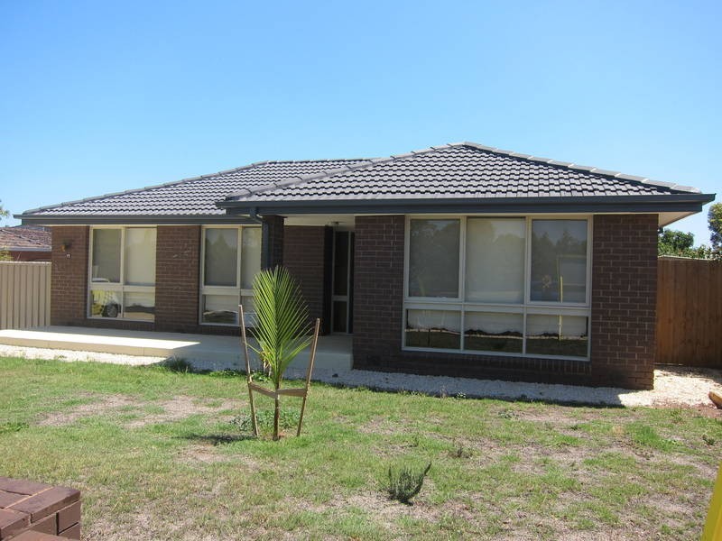 17 Lindsay Court, Melton VIC 3337