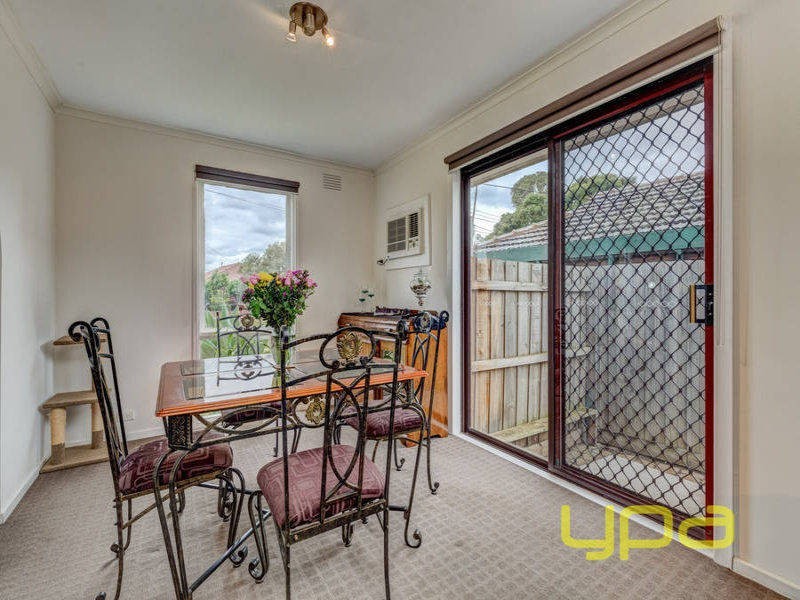29 Essex Drive, Melton VIC 3337