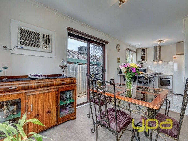 29 Essex Drive, Melton VIC 3337