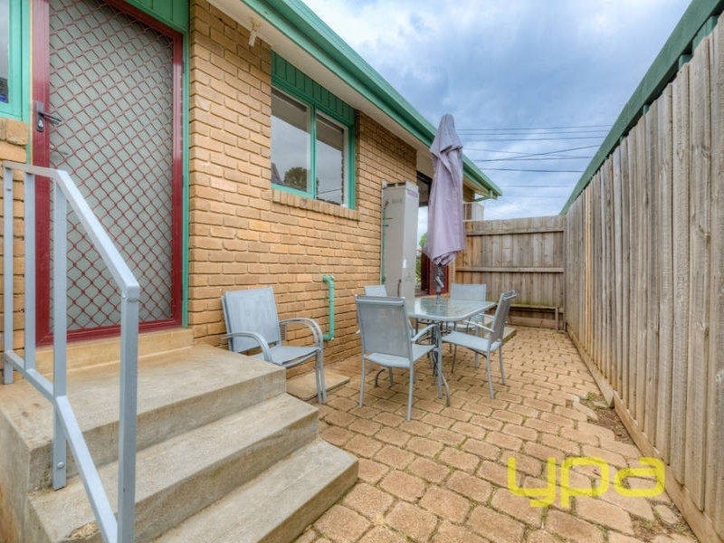 29 Essex Drive, Melton VIC 3337