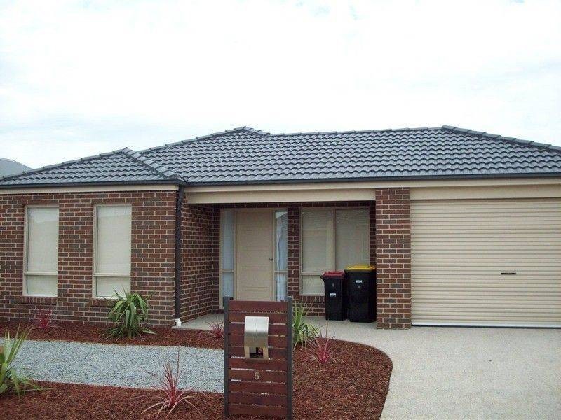 5 Wakefields Drive, Brookfield VIC 3338