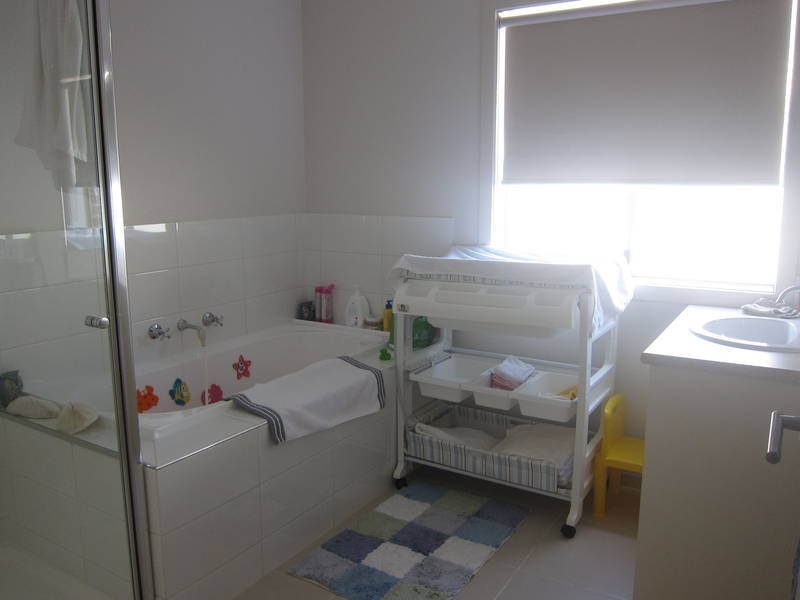 5 Wakefields Drive, Brookfield VIC 3338