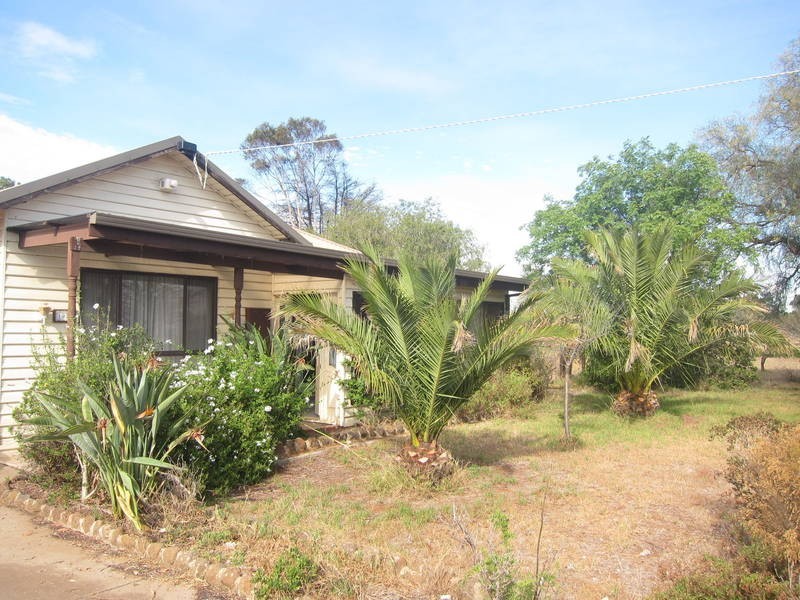 1939 Ballarat Road, Rockbank VIC 3335