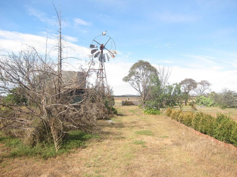 1939 Ballarat Road, Rockbank VIC 3335