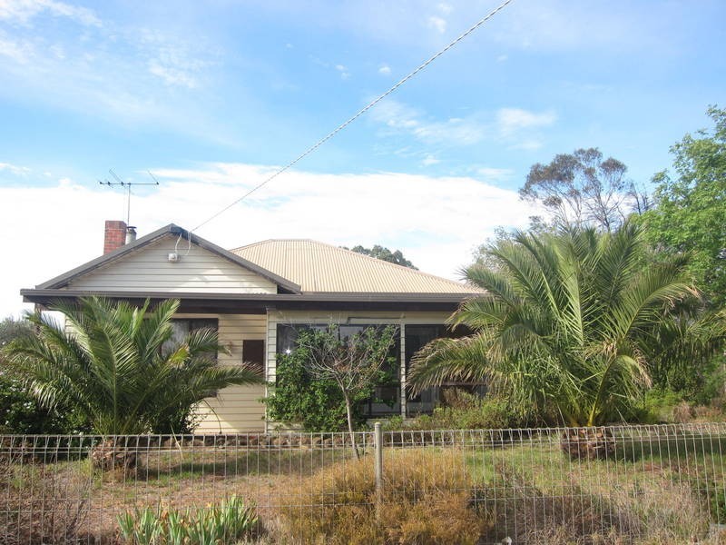 1939 Ballarat Road, Rockbank VIC 3335