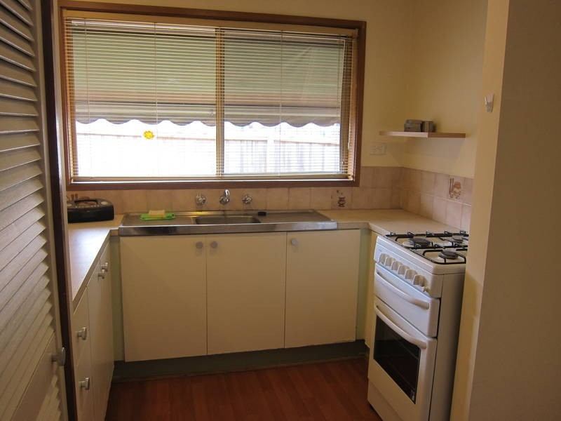 3/30-34 Palmerston Street, Melton VIC 3337