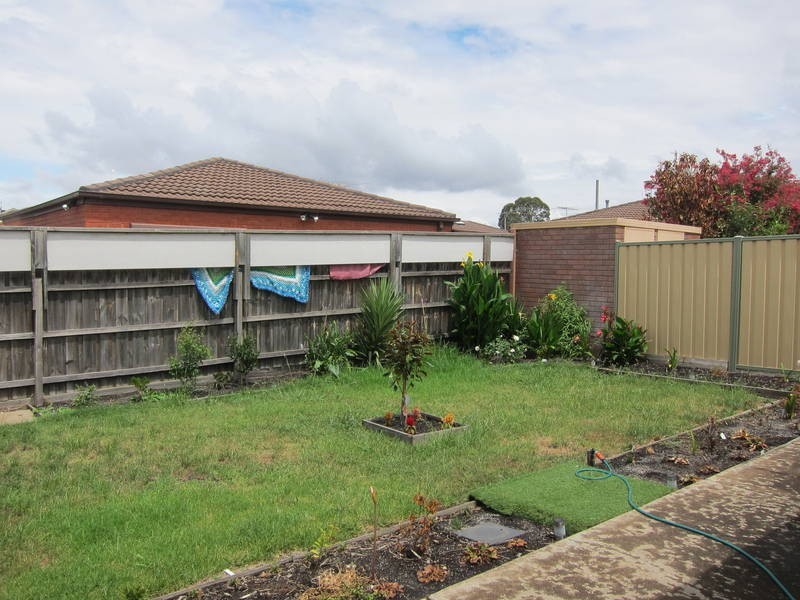 3/30-34 Palmerston Street, Melton VIC 3337