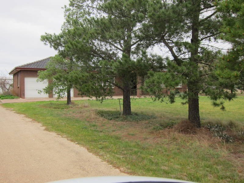 542 Bulmans Road, Melton West VIC 3337