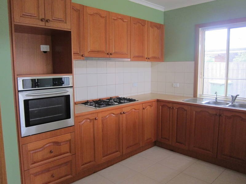 26 Lagarna Drive, Kurunjang VIC 3337