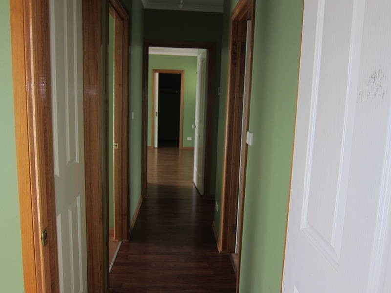 26 Lagarna Drive, Kurunjang VIC 3337