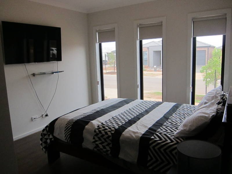 13 Opal Street, Melton South VIC 3338