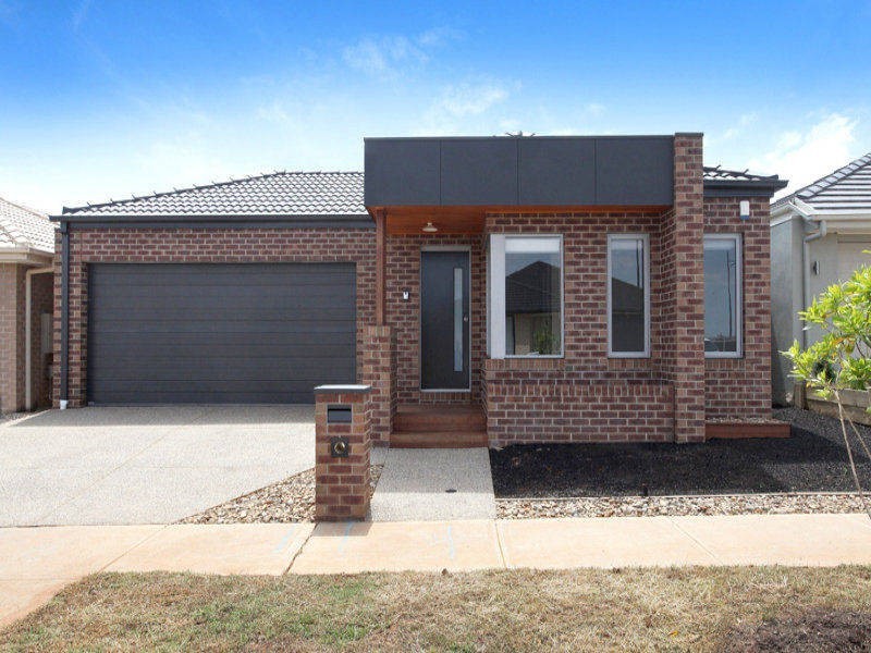 6 Marble Drive, Melton South VIC 3338