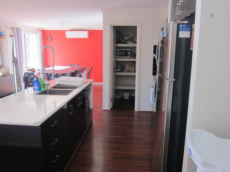 63 Arnolds Creek Boulevard, Melton West VIC 3337