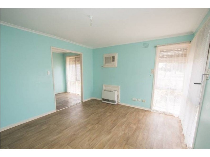 19 Morshead Street, Melton South VIC 3338